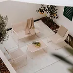 Olea Delux זאדאר