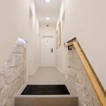 Olea Delux 3* زادار